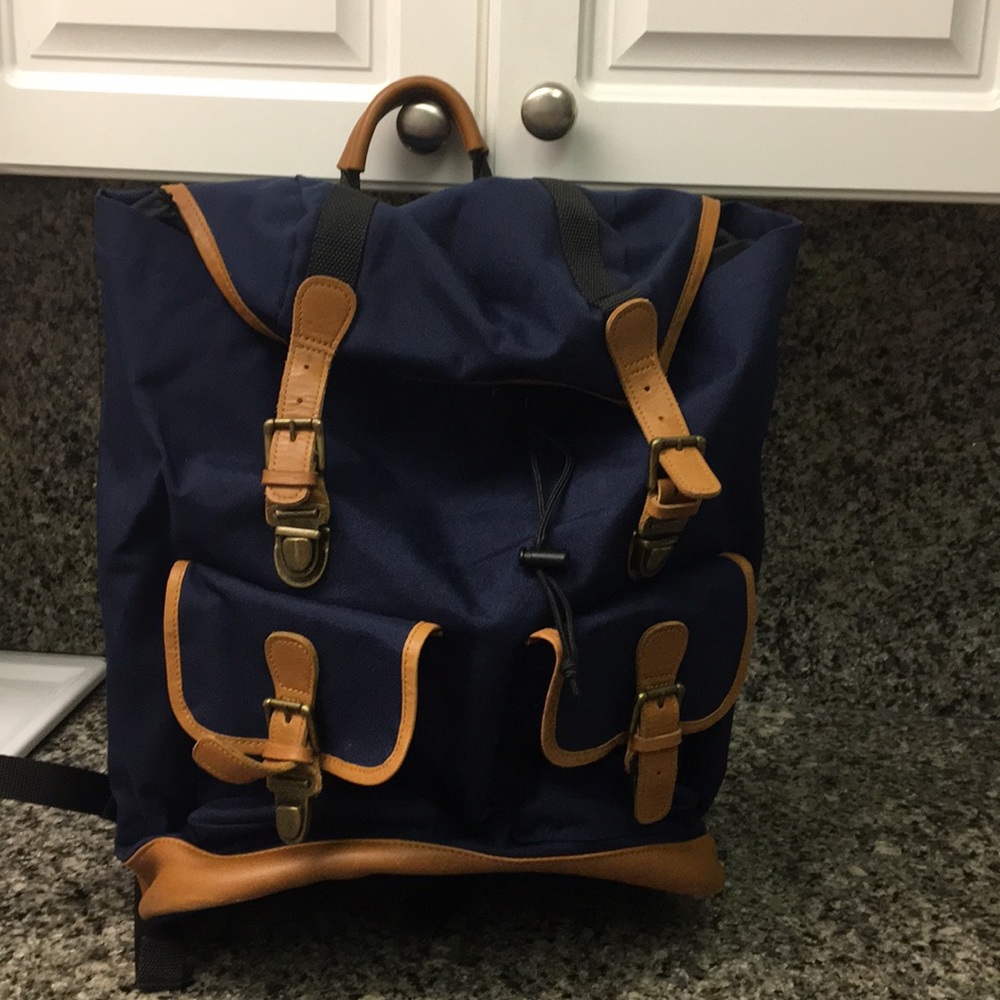 COPY - LL bean navy backpack excellent condition